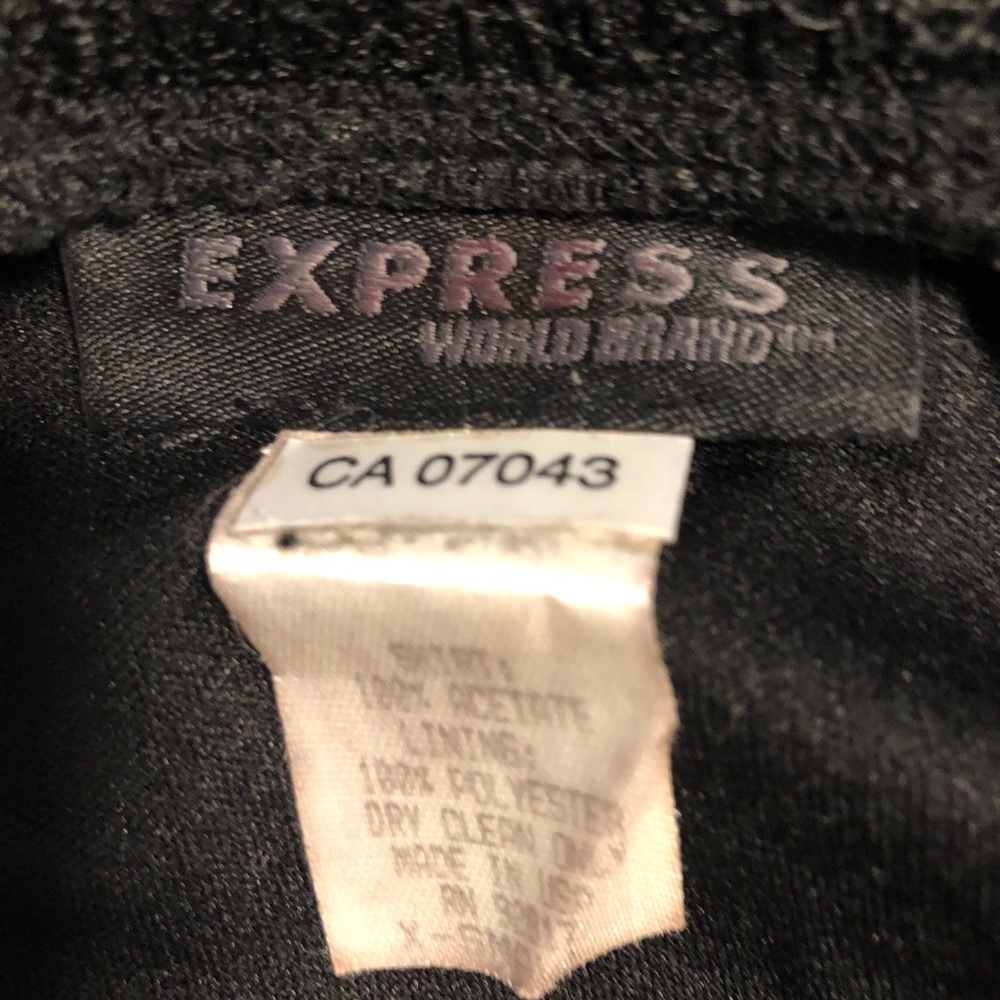 Express Textured Flapper Skirt - Picture 3 of 3